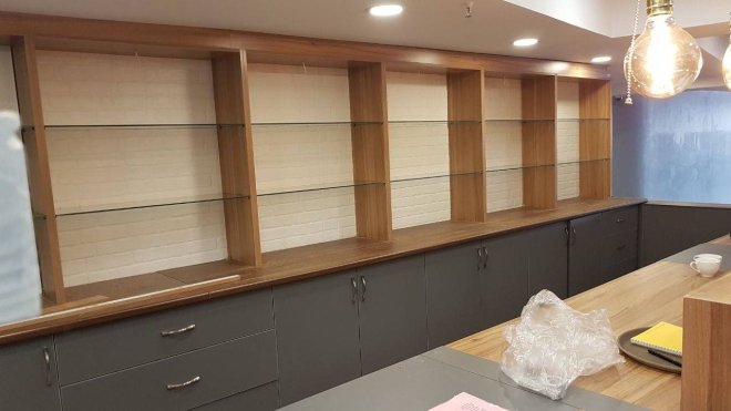 کاربری اداری - دکوراسیون روشنکار