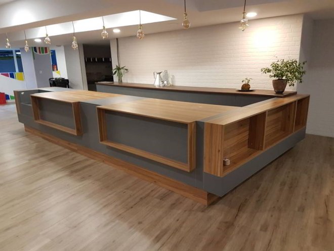 کاربری اداری - دکوراسیون روشنکار