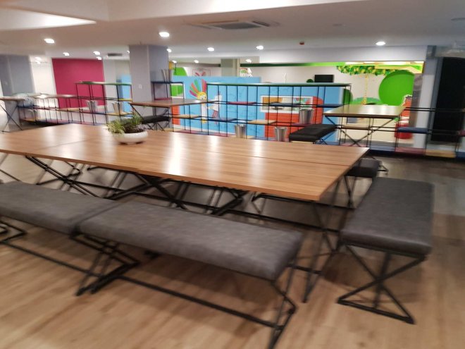 کاربری اداری - دکوراسیون روشنکار